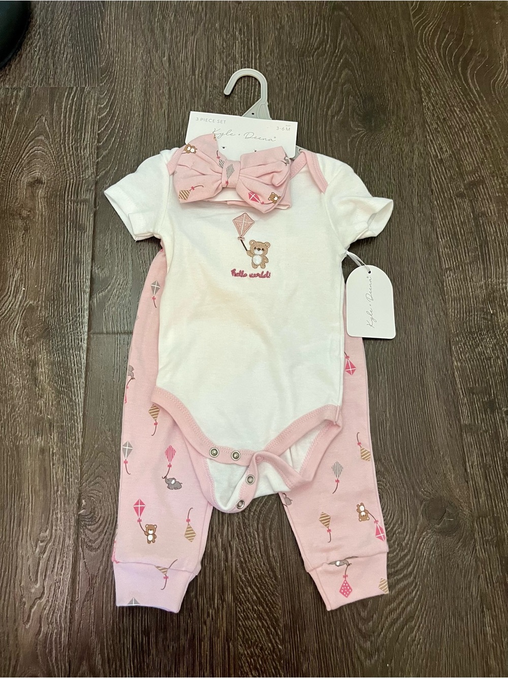 Kyle and Deena 3-piece set